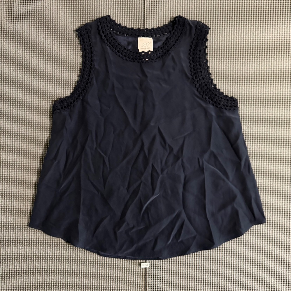 Cinq a Sept Navy Blue Crochet Trim Sleeveless Blouse Top Womens Size S